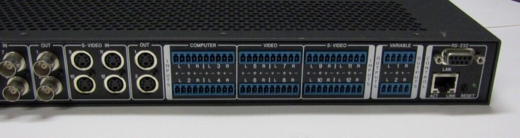 Extron MPX 423 A Media Presentation Matrix Selector Video Switcher VGA - Image 3