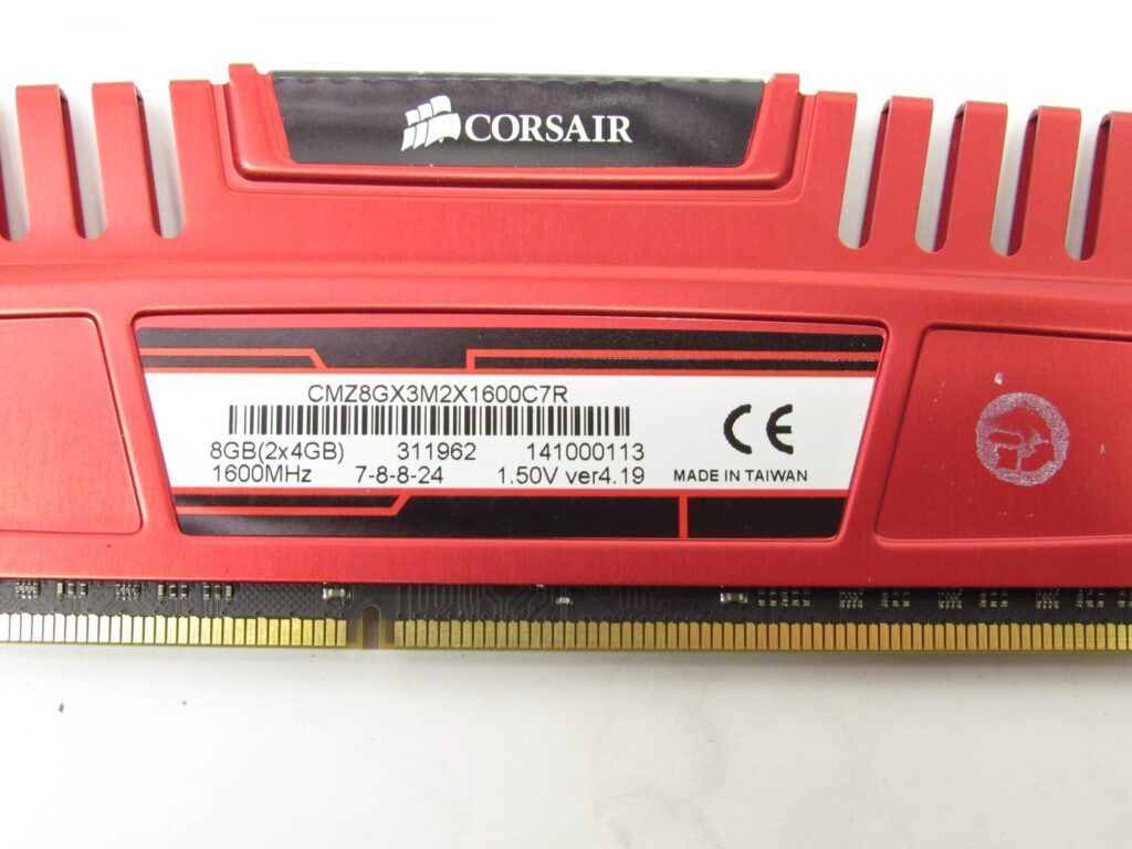 Corsair 8GB(2x4GB) PC3-12800U CMZ8GX3M2X1600C7R 1600MHz DDR3 Desktop Memory - Image 3