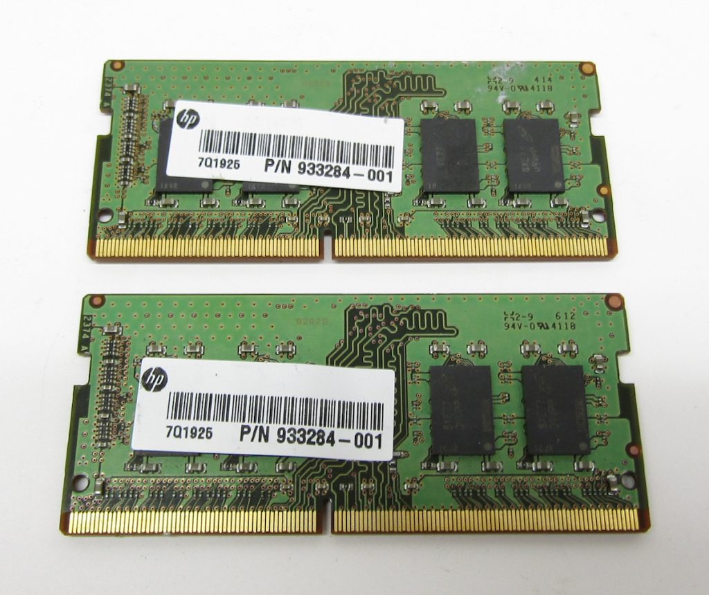 Micron 16GB(2x8GB) MTA8ATF1G64HZ-2G6E1 PC4-2666V DDR4 SODIMM Laptop Memory - Image 2