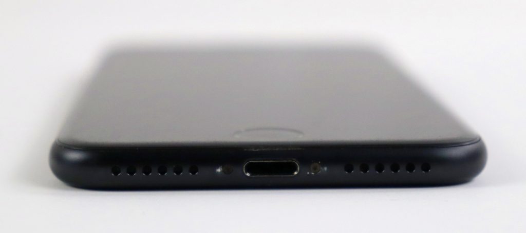 Apple iPhone 7 A1778 MN9D2LL/A 32GB Black Unlocked - Image 5