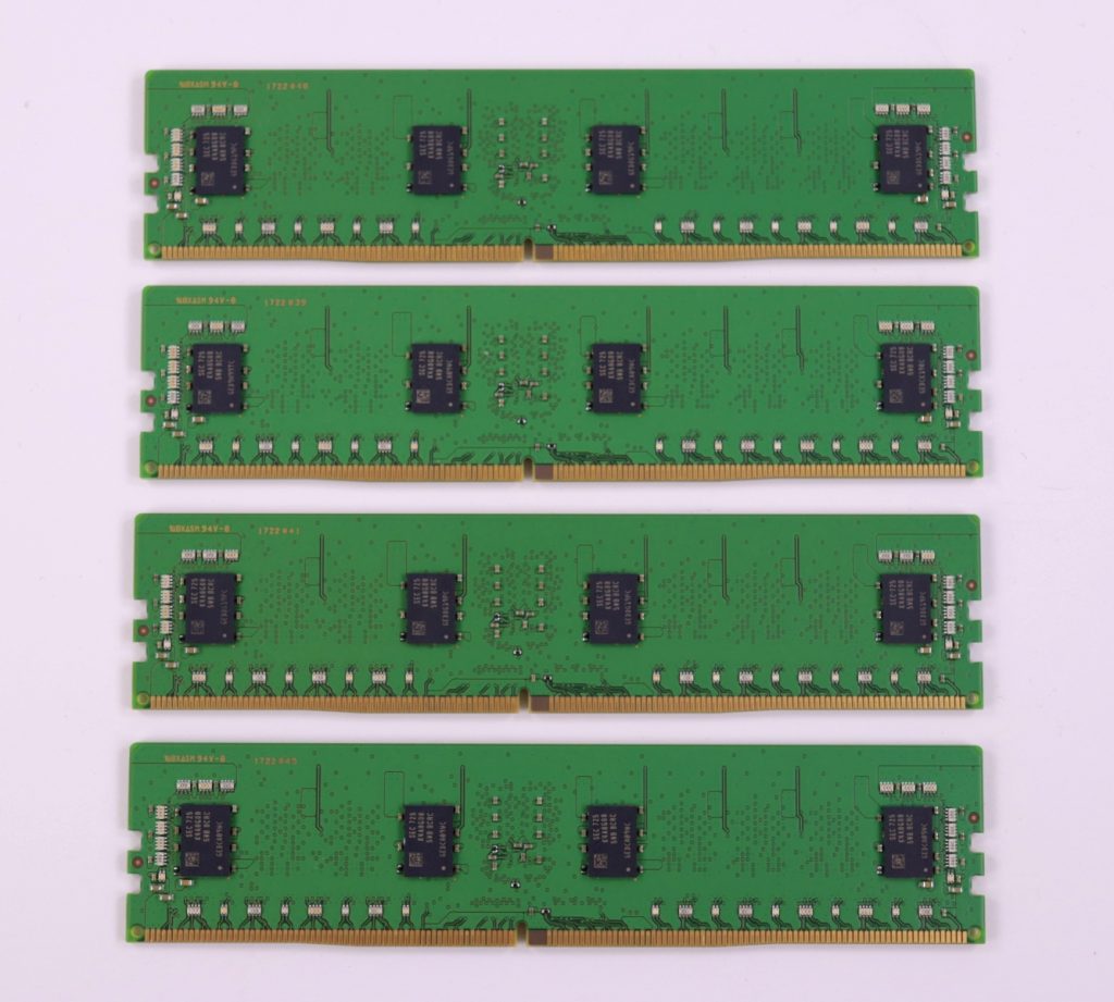 Samsung 32GB(4x8GB) PC4-2400T M393A1K43BB0-CRC ECC Server Memory - Image 3