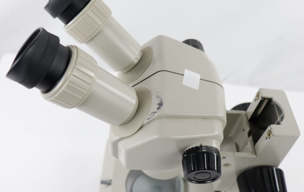 Nikon SMZ-1 Stereo Zoom Microscope 15x/14 Eyepieces w/ Stand - Image 5