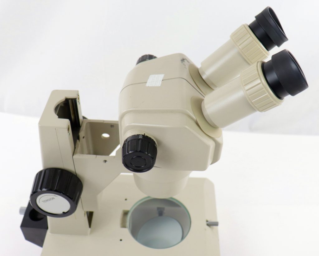 Nikon SMZ-1 Stereo Zoom Microscope 15x/14 Eyepieces w/ Stand - Image 7
