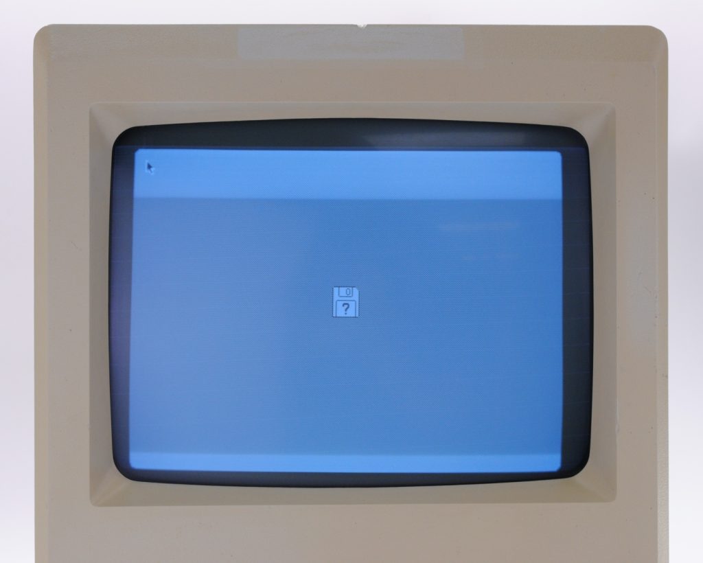 Genuine 1985 Vintage Apple Macintosh 512K M0001 W Tested Working