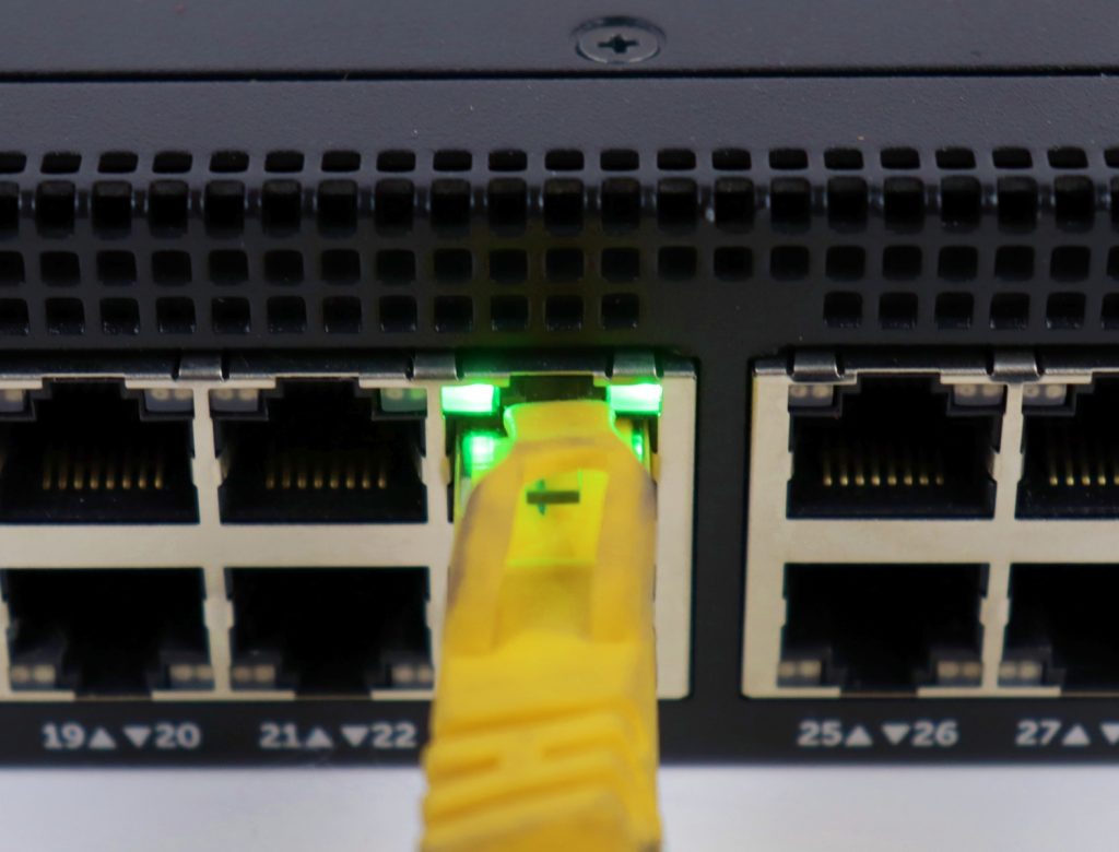 Dell X1052 48-Port Gigabit Managed Network Switch - Image 2