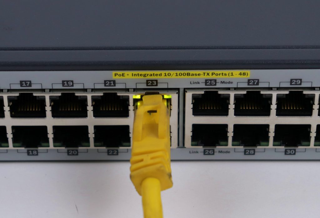 HP 2620-48 J9627A 48-Port Managed Ethernet PoE+ Network Switch - Image 3