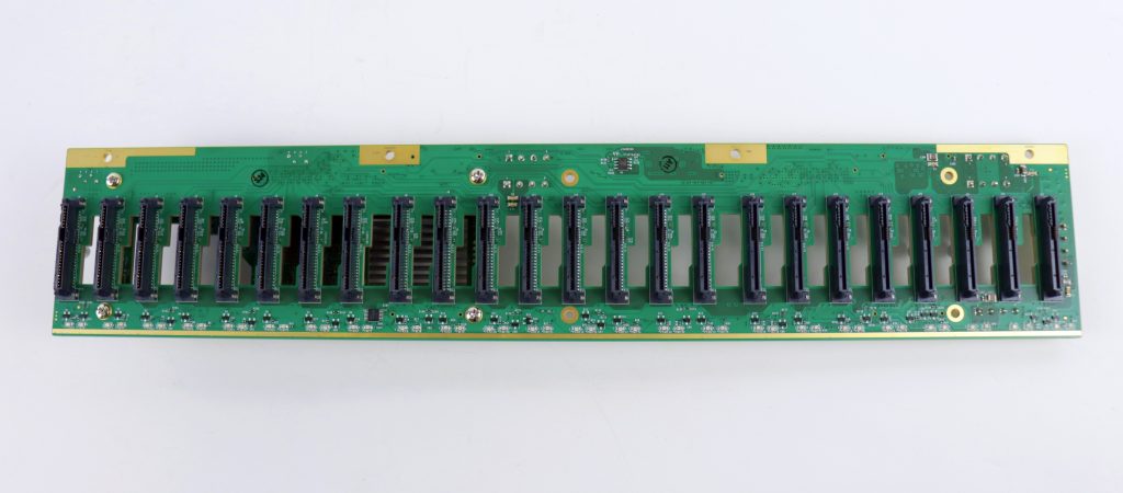 SuperMicro BPN-SAS3-216EB BPN-SAS3-216EL 24-Bay SAS SATA Backplane Board - Image 4