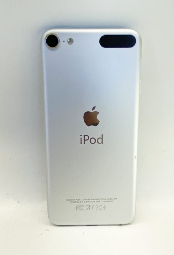 Apple iPod Touch 16GB 6th Generation Silver A1574 MKH42LL/A