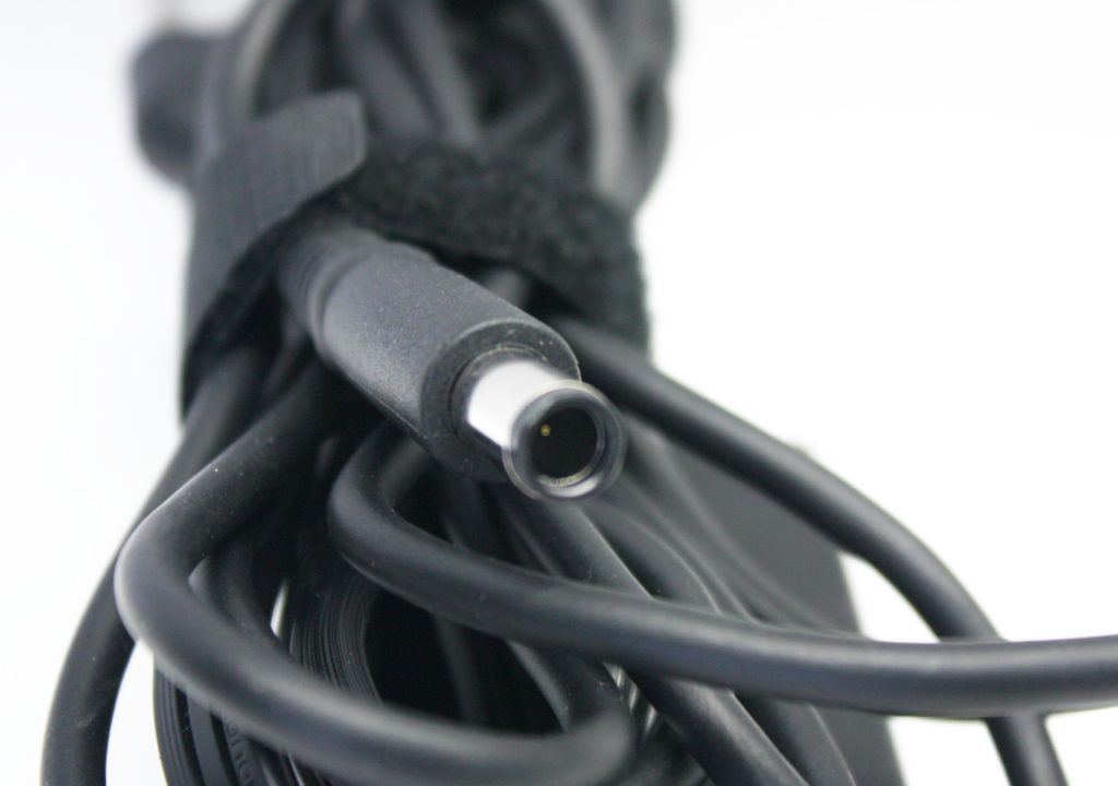 Lot of 35 Genuine HP AC Adapter 19.5V 3.33A 65W 7.4mm & Cords - Image 4