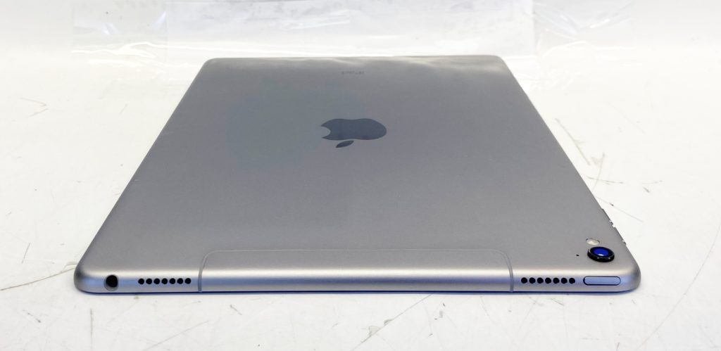 Apple iPad Pro A1674 9.7″ MLQ32LL/A 128GB WIFI + Cellular Space