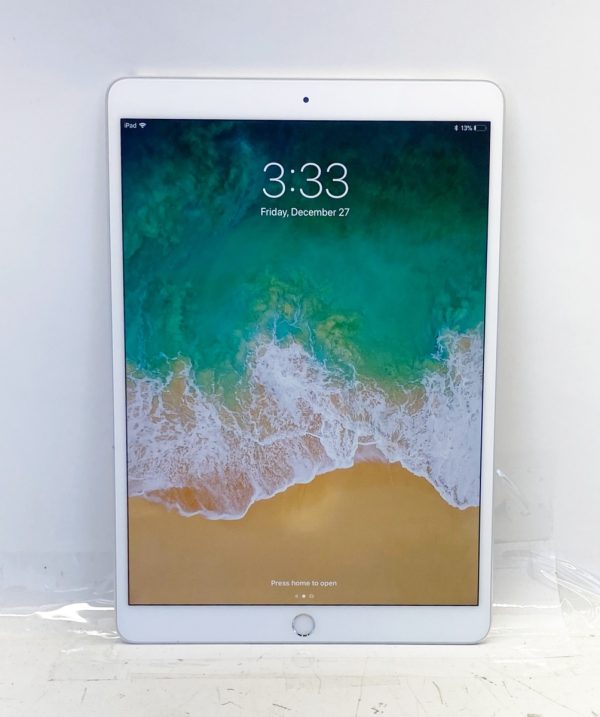Apple iPad Pro 1st Gen A1701 10.5″ MQDW2LL/A 64GB WIFI Silver