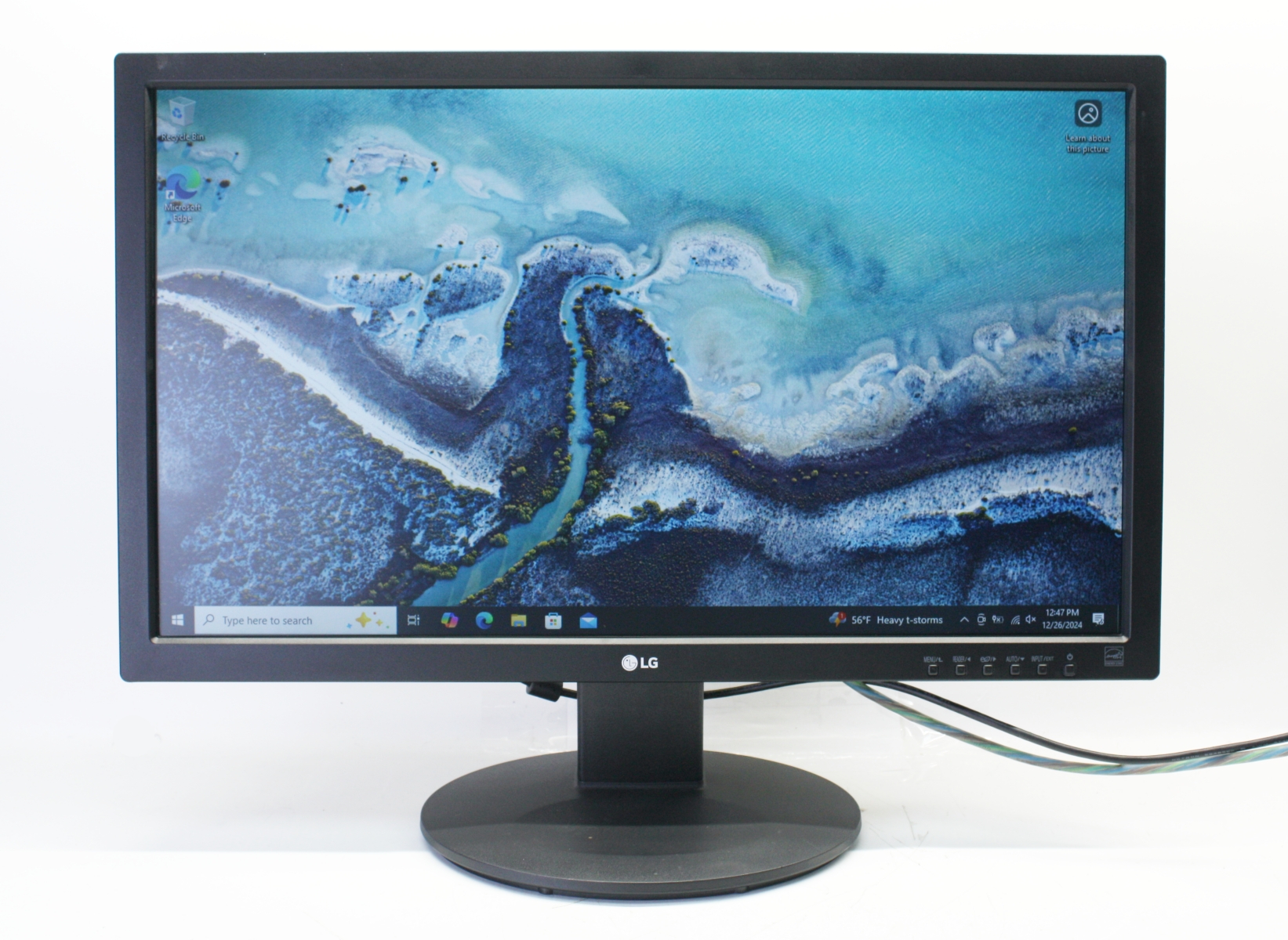 LG Monitor 24MB35D-B 24-Inch 1080p LCD DVI-D or VGA Monitors with 