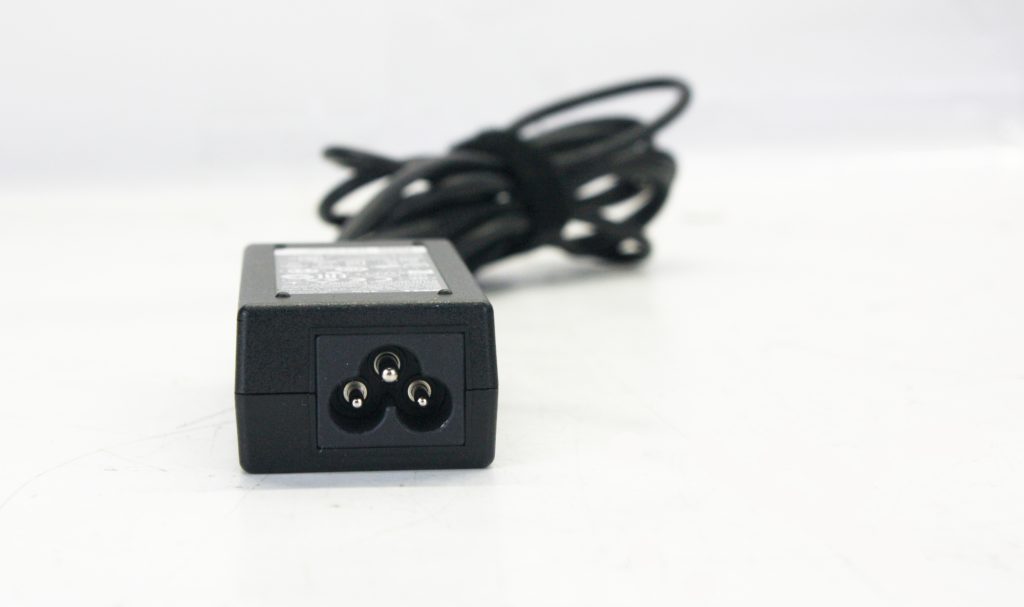 Lot of 10 Dell 45W AC Adapter 4.5mm Small Tip with Power Cables 19.5V 2.31A - Image 4