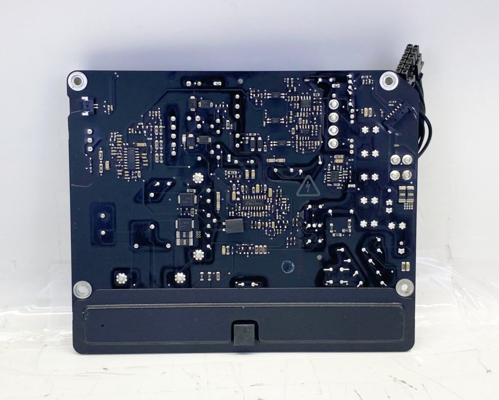 Apple iMac A1419 27″ 5K Mid 2017 Motherboard Core i5-7500 3.4GHz