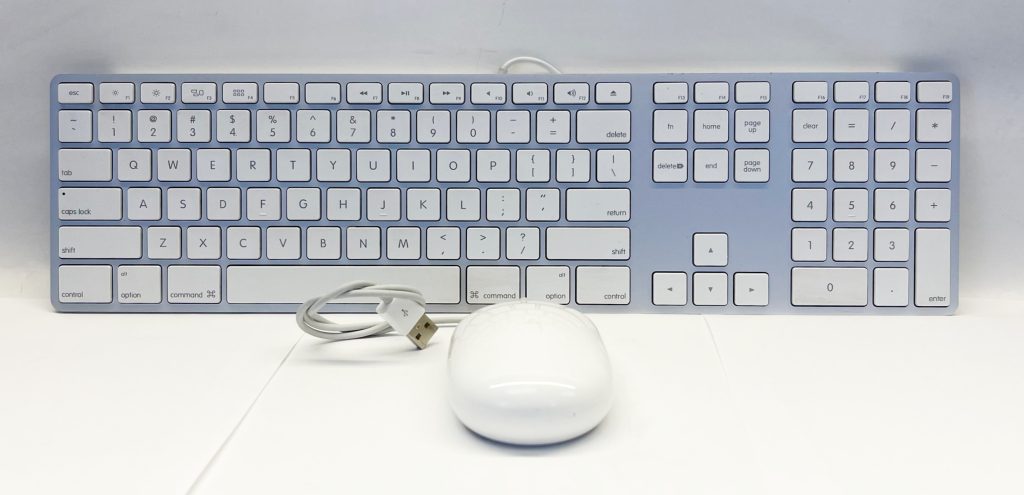 Apple Wired Keyboard A1243 EN-US Numeric Keypad + Mighty Mouse USB Wired A1152