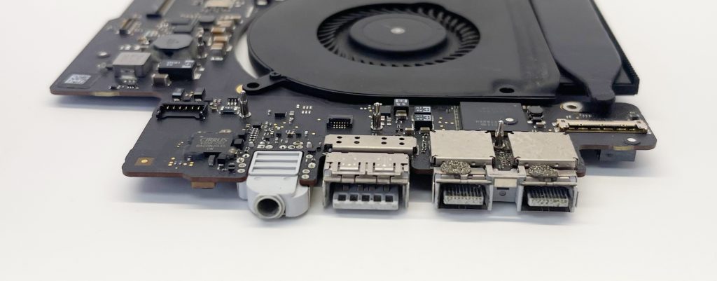 Apple MacBook Pro A1398 15" Mid 2014 Logic Board i7 2.5GHz 16GB MGXC2 820-3787-A - Image 3