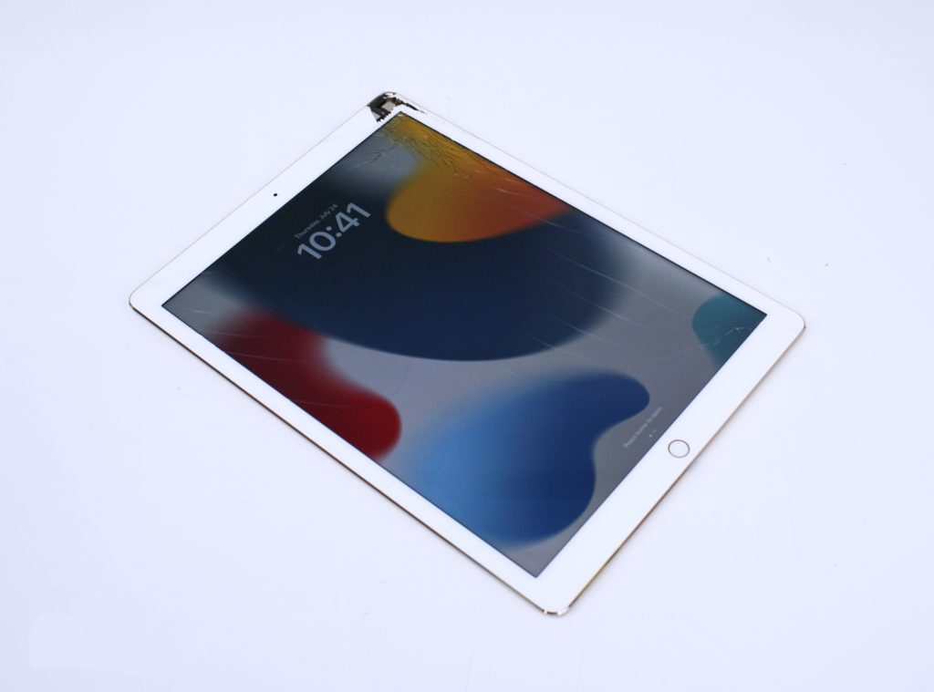 Apple iPad Pro 12.9-inch (1st gen) A1584 32GB 12.9" Wi-Fi Tablet Gold