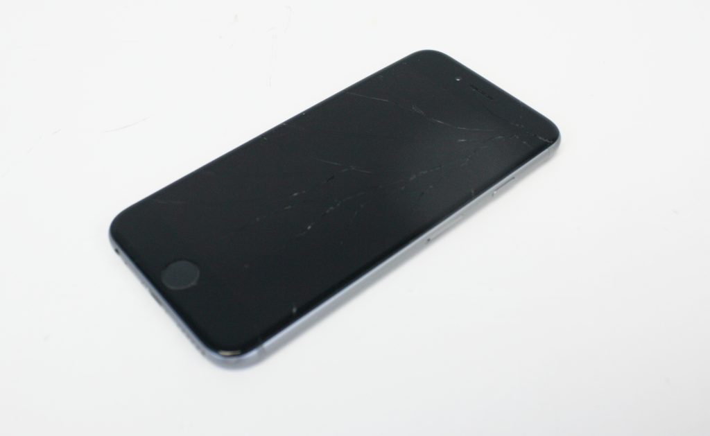 Apple iPhone 6 Space Gray 16GB AT&T A1549 MG4N2LL/A (Cracked) - Image 7