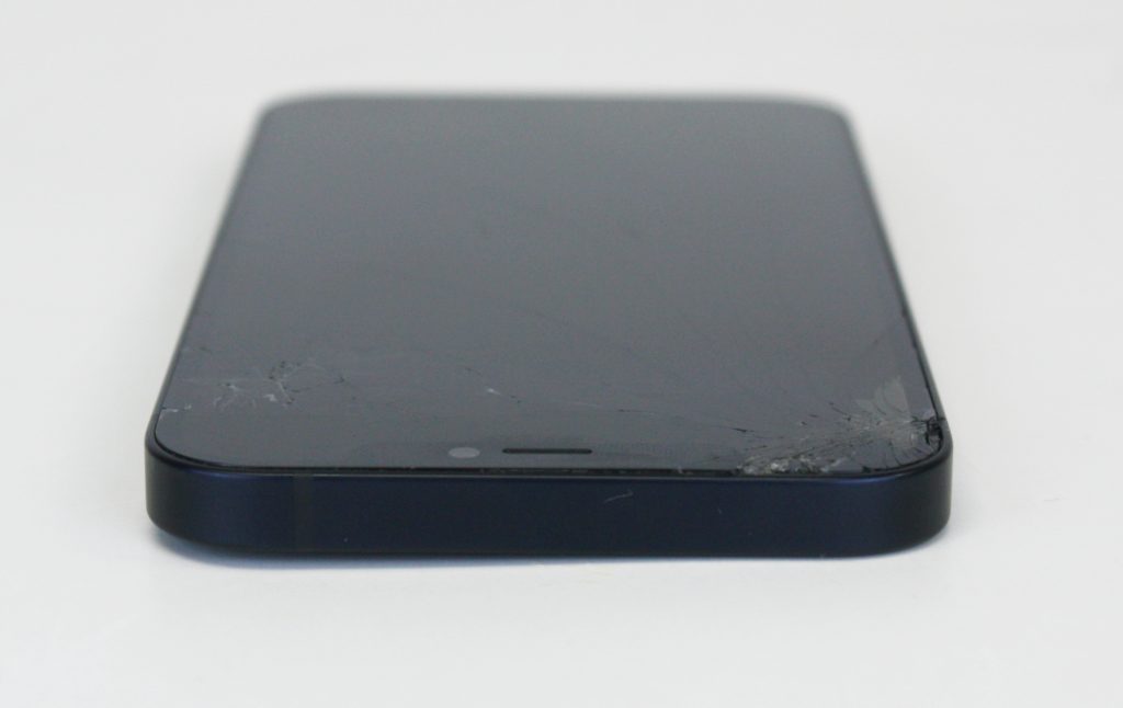Apple iPhone 12 A2172 MGEF3LL/A 64GB *CRACKED* - Image 8