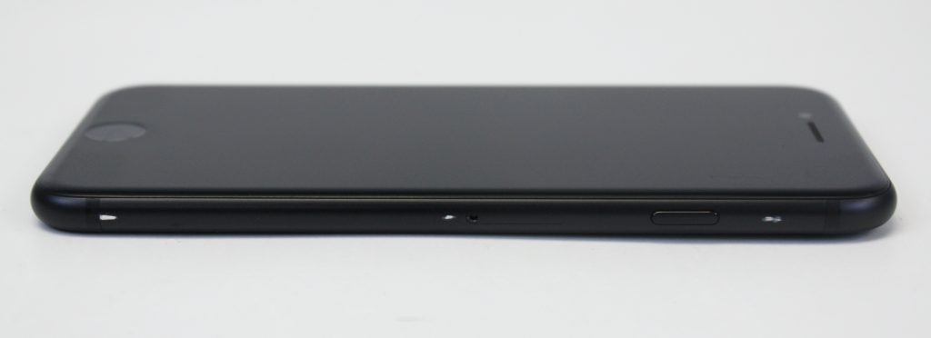 Apple iPhone 7 A1778 MN9D2LL/A 32GB AT&T Black - Image 4