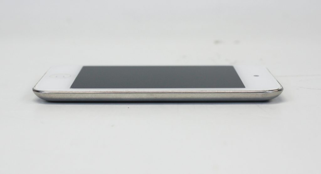 Apple iPod Touch White 4th Generation 8GB A1367 MD057LL/A - Image 5