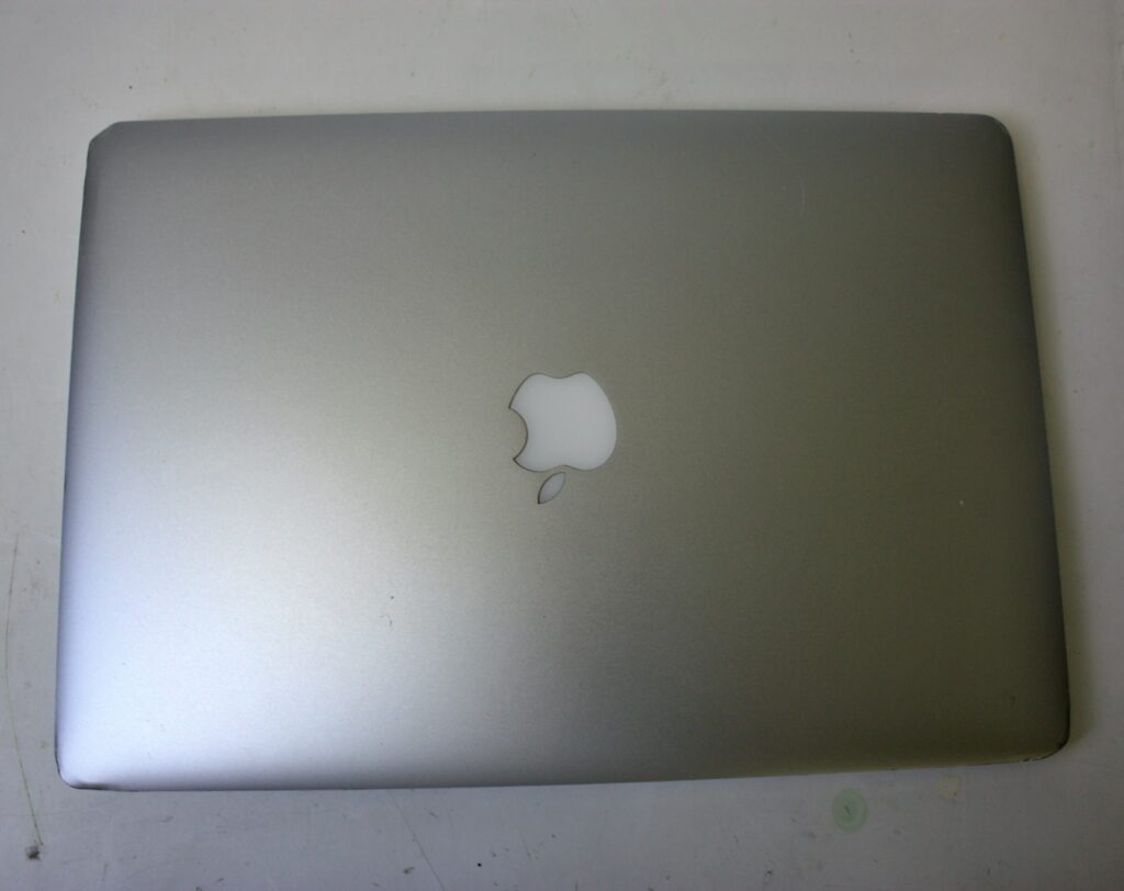 MacBook Pro 15" Retina Mid 2014 2.5GHz Intel Core i7 16GB 500 GB NVIDIA GeForce GT 750M - Image 4