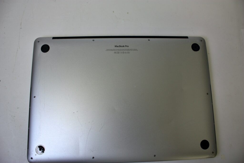 MacBook Pro 15" Retina Mid 2014 2.5GHz Intel Core i7 16GB 500 GB NVIDIA GeForce GT 750M - Image 5