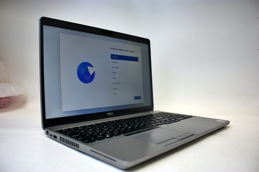 Dell Latitude 5510 15.6" I5-10310U VPRO 24GB Ram 256GB SSD