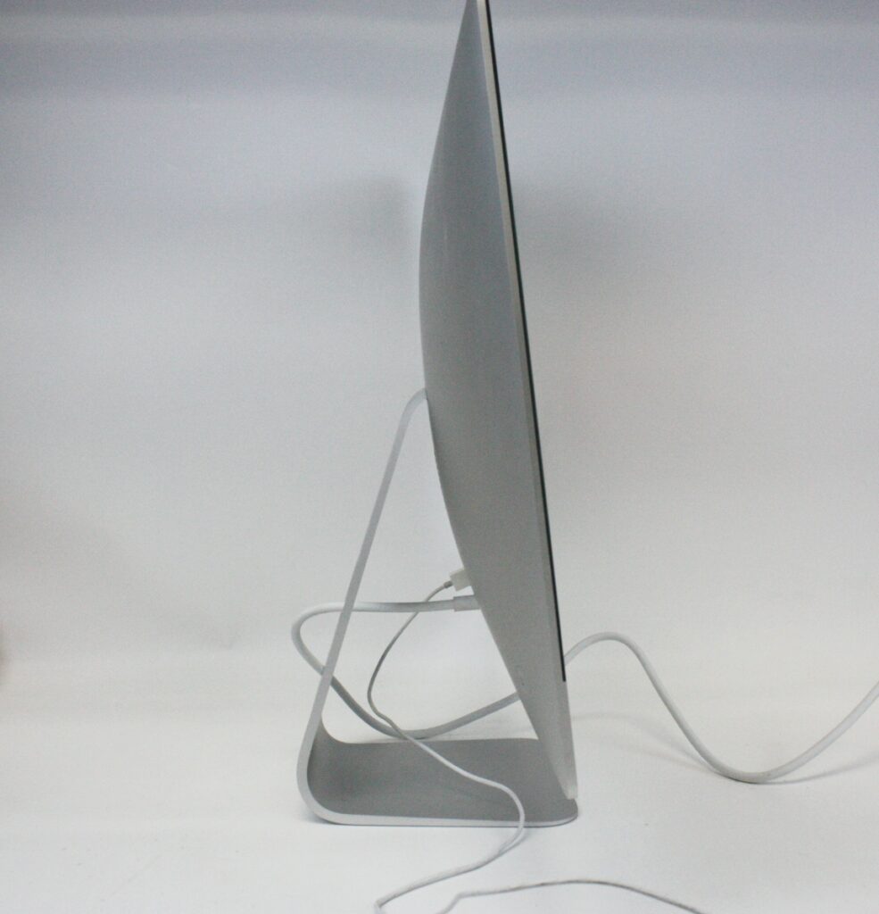 IMAC 21.5" Intel Core I5 8GB Ram Intel Iris Pro Graphics 1 TB HD - Image 2