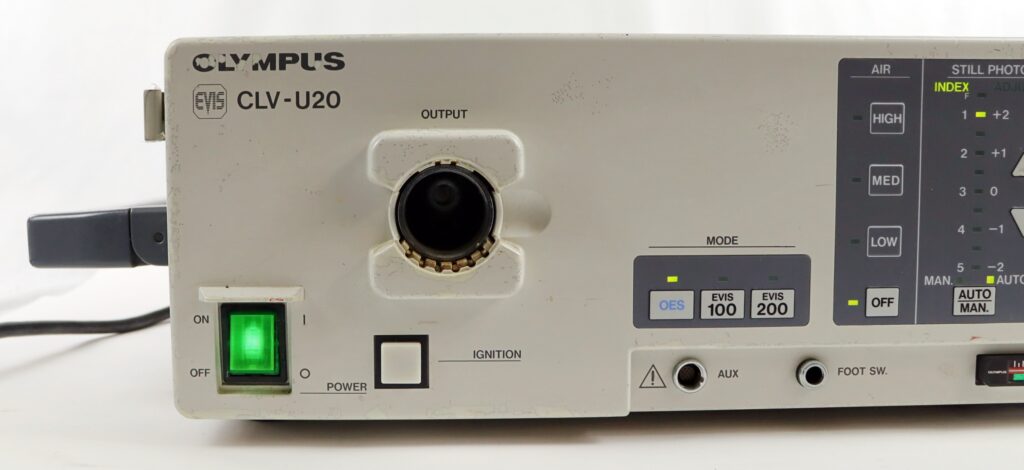 Olympus CLV-U20 EVIS Xenon Universal Light Source - Image 2