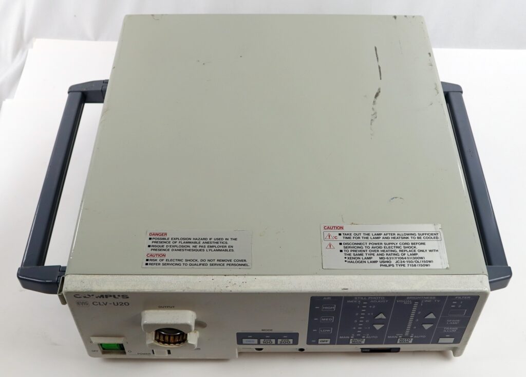 Olympus CLV-U20 EVIS Xenon Universal Light Source - Image 4