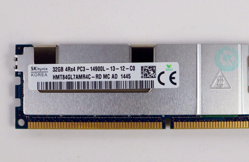 Hynix 128GB (4x32GB) HMT84GL7AMR4C-RD PC3-14900L DDR3 ECC REG Server Memory - Image 2