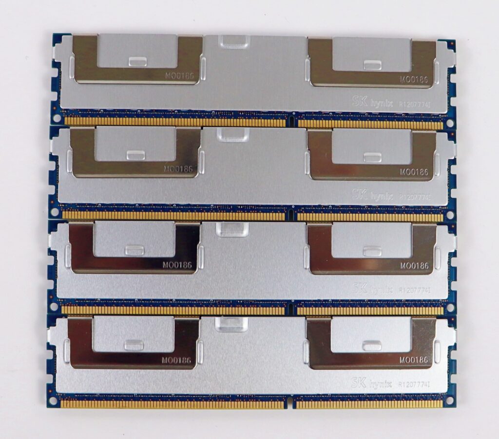 Hynix 128GB (4x32GB) HMT84GL7AMR4C-RD PC3-14900L DDR3 ECC REG Server Memory - Image 3