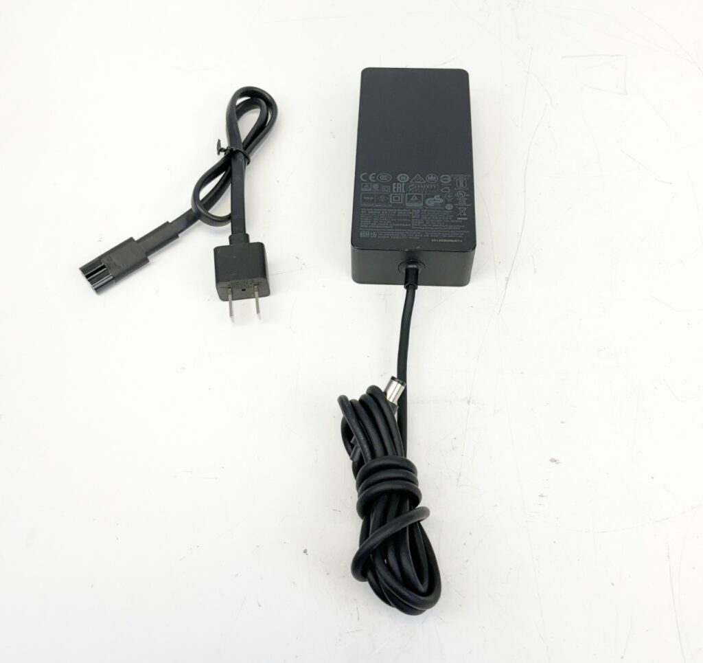 Lot of 3 OEM Microsoft Surface Docking Station 1661 With AC Adapter Model 1749 - Image 5