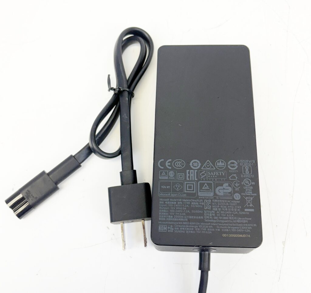 Lot of 3 OEM Microsoft Surface Docking Station 1661 With AC Adapter Model 1749 - Image 6