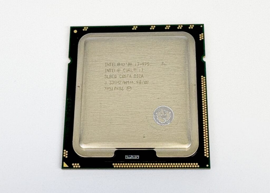 Intel Core i7 intel i7-975 Extreme Edition i7 975 3.33GHz SLBEQ LGA 1366 CPU
