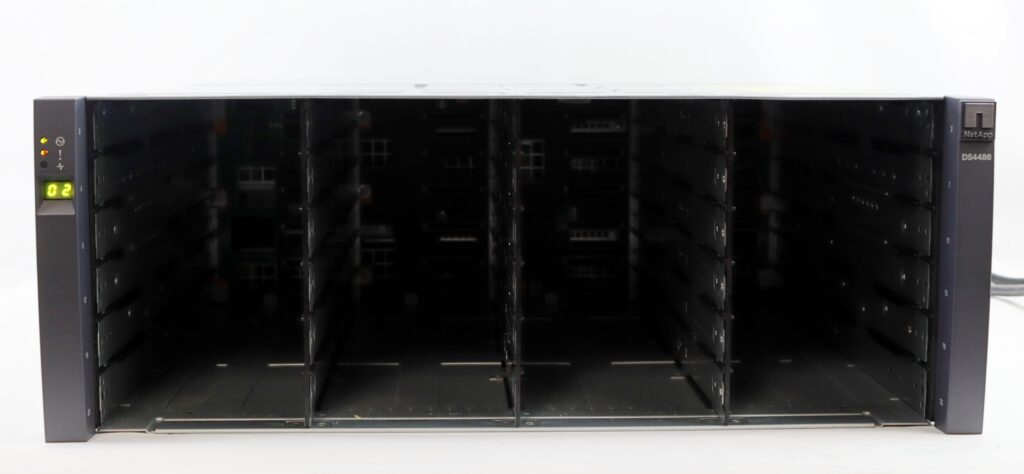 Netapp DS4486 NAJ-1101 48x 3.5" Storage Disk Shelf 2x IOM6 4x 750W