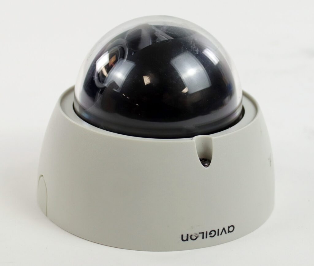Avigilon 3.0W-H3-D1 Indoor IP Dome Camera