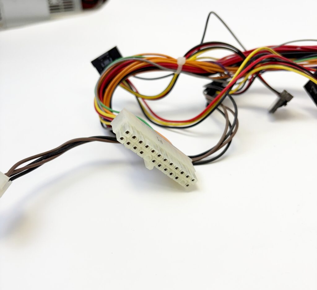 HP 300W Desktop Power Supply 24 Pin 667893-001 002 003 - Image 4