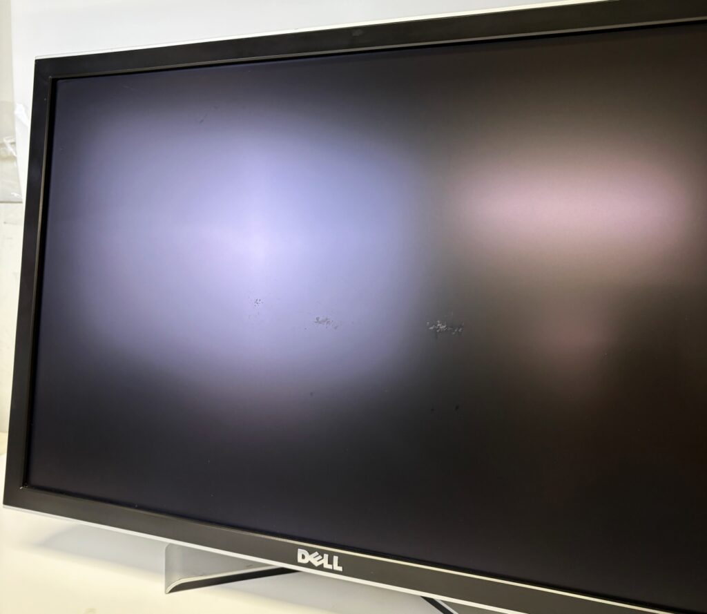 Dell 3007WFPt 30-inch UltraSharp Widescreen LCD Monitor USB Hub SD DVI-D YW258 - Image 2
