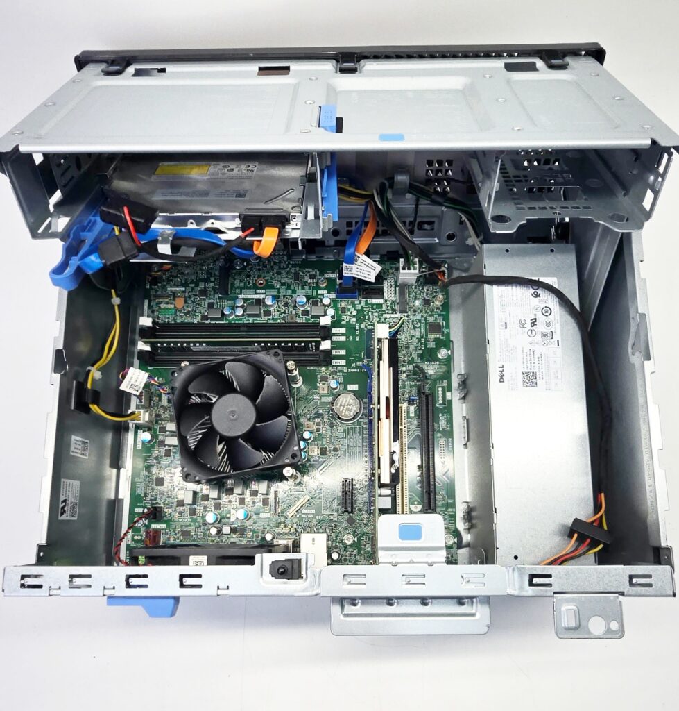 Dell OptiPlex 7070 MT i7-9700 16GB RAM No SSD/HDD - Image 3