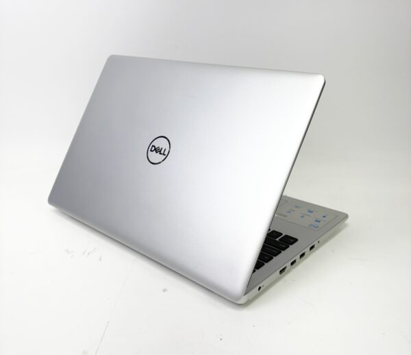 Dell Inspiron 5570 Laptop Intel Core i5-8250U 8GB Ram 256GB