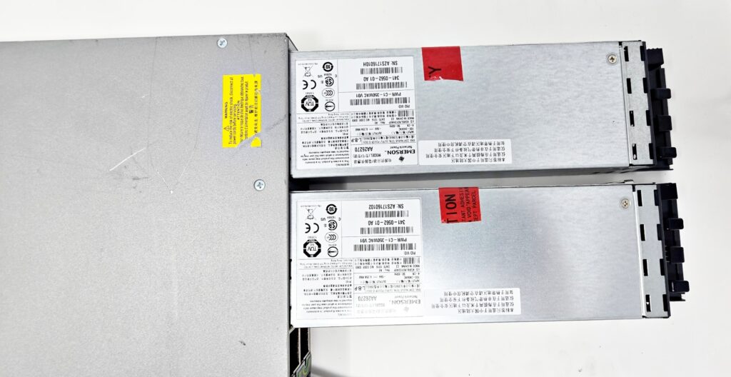 Cisco Catalyst 3850 48-Port WS-C3850-48T-S Gigabit Network Switch - Image 4