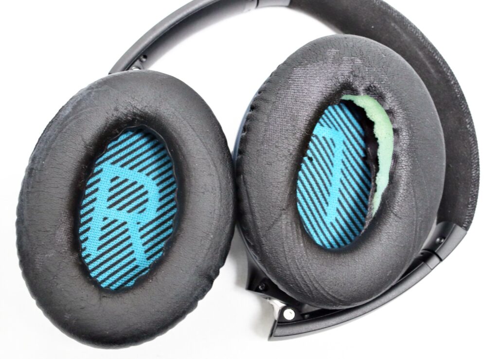 Bose QuietComfort 25 QC25 Wired Noise Cancelling Headphones with Case Black - Image 2
