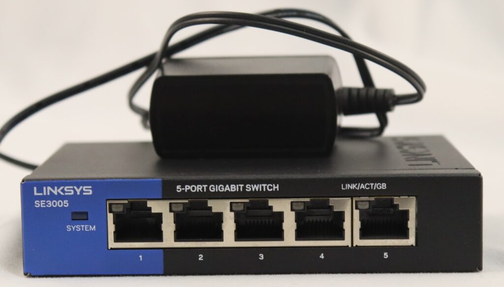 Linksys SE3005V2 5-Port Unmanaged Gigabit Ethernet Switch