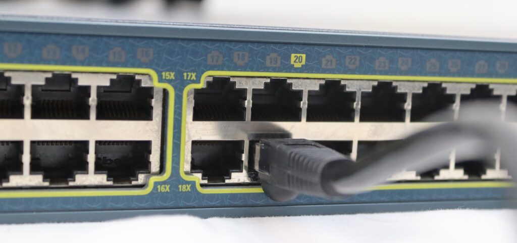 Cisco Catalyst WS-C3560G-48PS-E 48-Port gigabit PoE Layer 3 Switch - Image 2