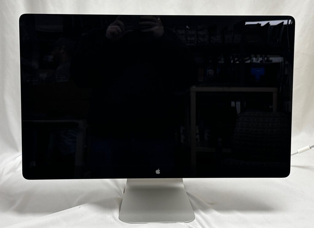 Apple A1316 LED Cinema Display 27" MC007LL/A 2560x1440 - Image 2